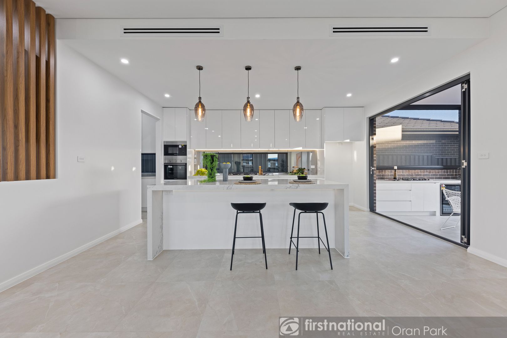 7 Glory Loop, Catherine Field NSW 2557, Image 2