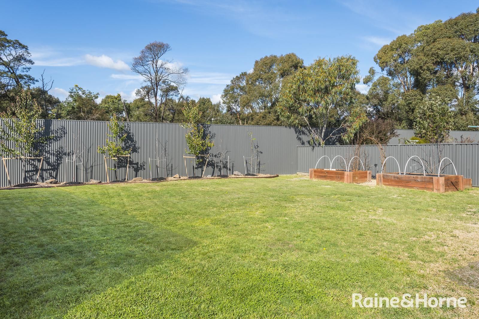 3 Blanche Close, Kyneton VIC 3444, Image 2