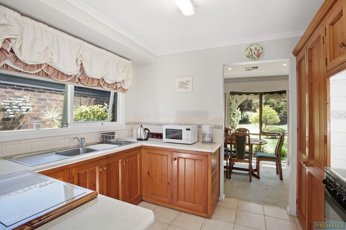 17 Bienias Crescent, Tootgarook VIC 3941, Image 2