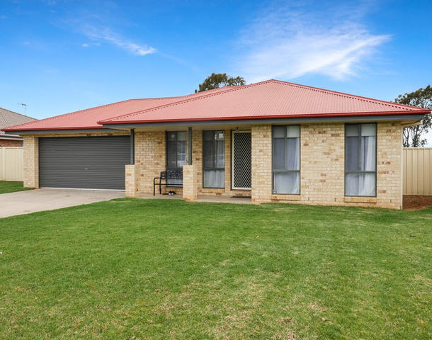 37 Golf Club Drive, Leeton NSW 2705