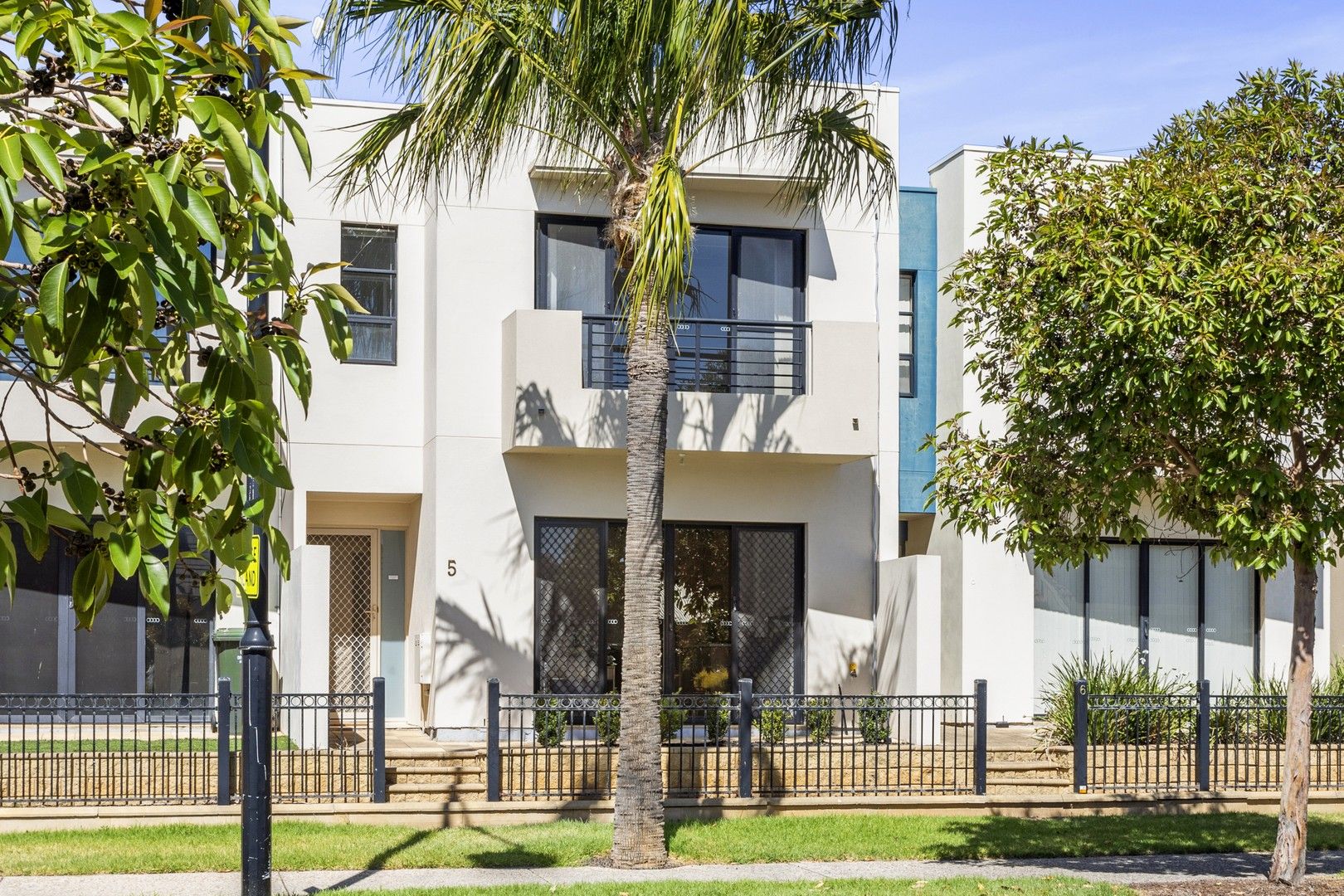 3 bedrooms House in 5/224-228 Mawson Lakes Boulevard MAWSON LAKES SA, 5095