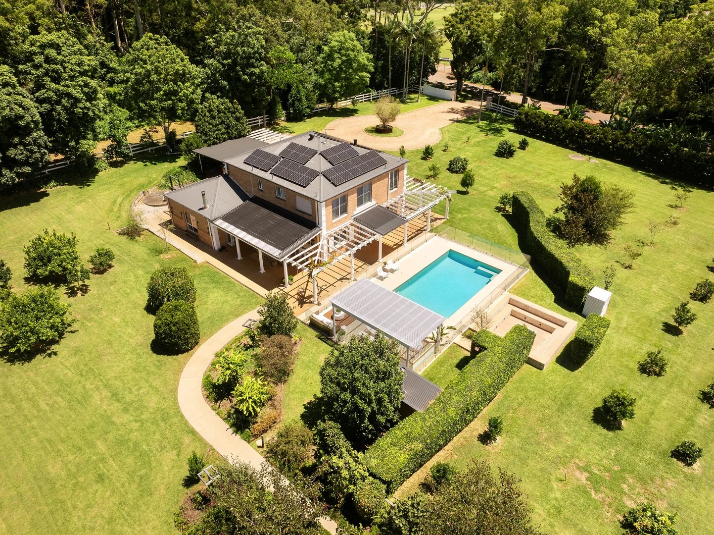 9-25 Normandie Court, Tamborine Mountain QLD 4272