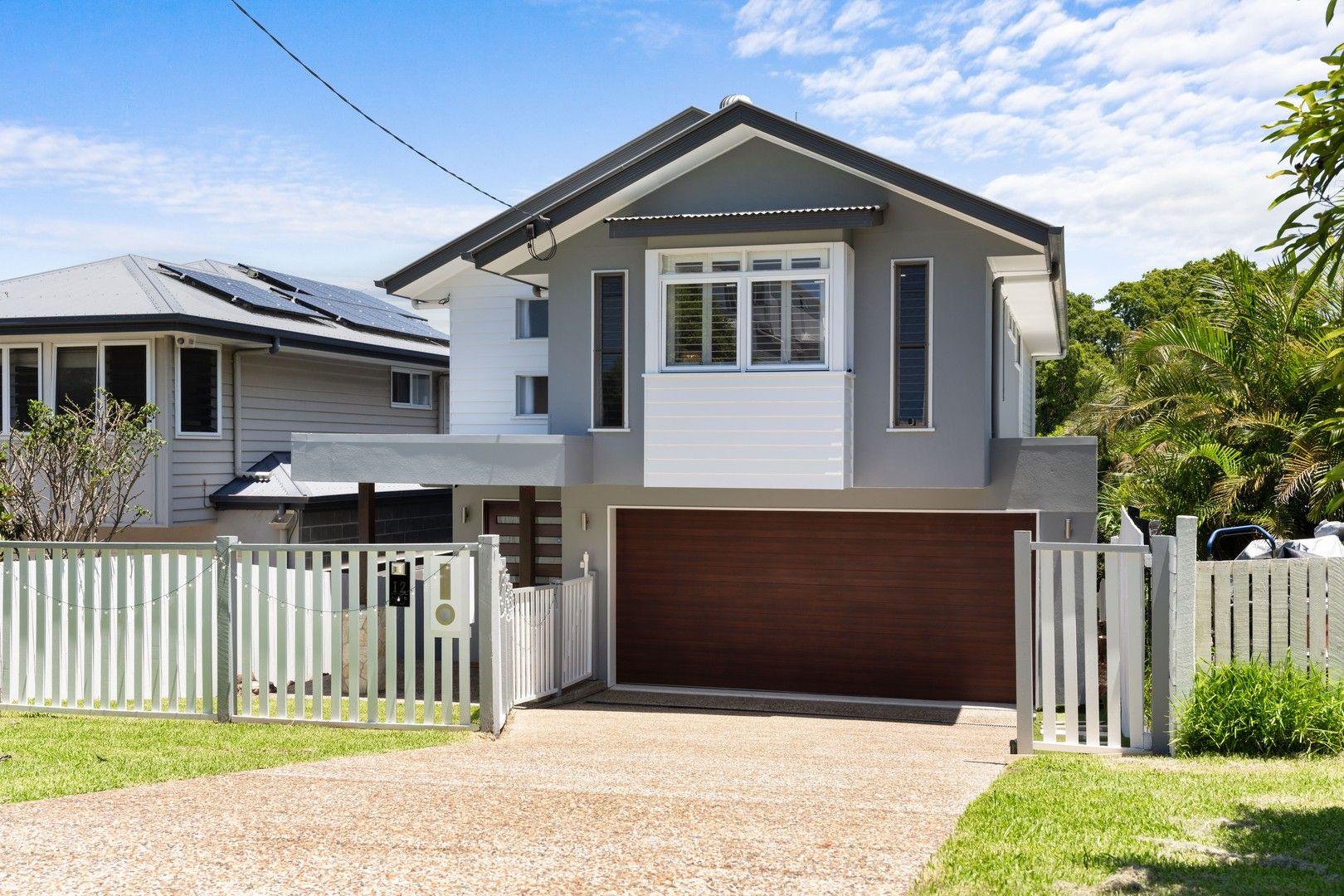 5 bedrooms House in 12 Highlands Street WAVELL HEIGHTS QLD, 4012