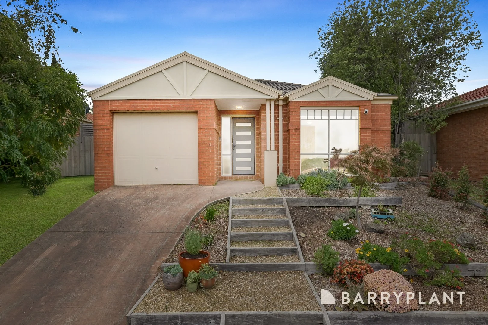 Primary image of 12 Kimbarra Drive, Berwick VIC 3806