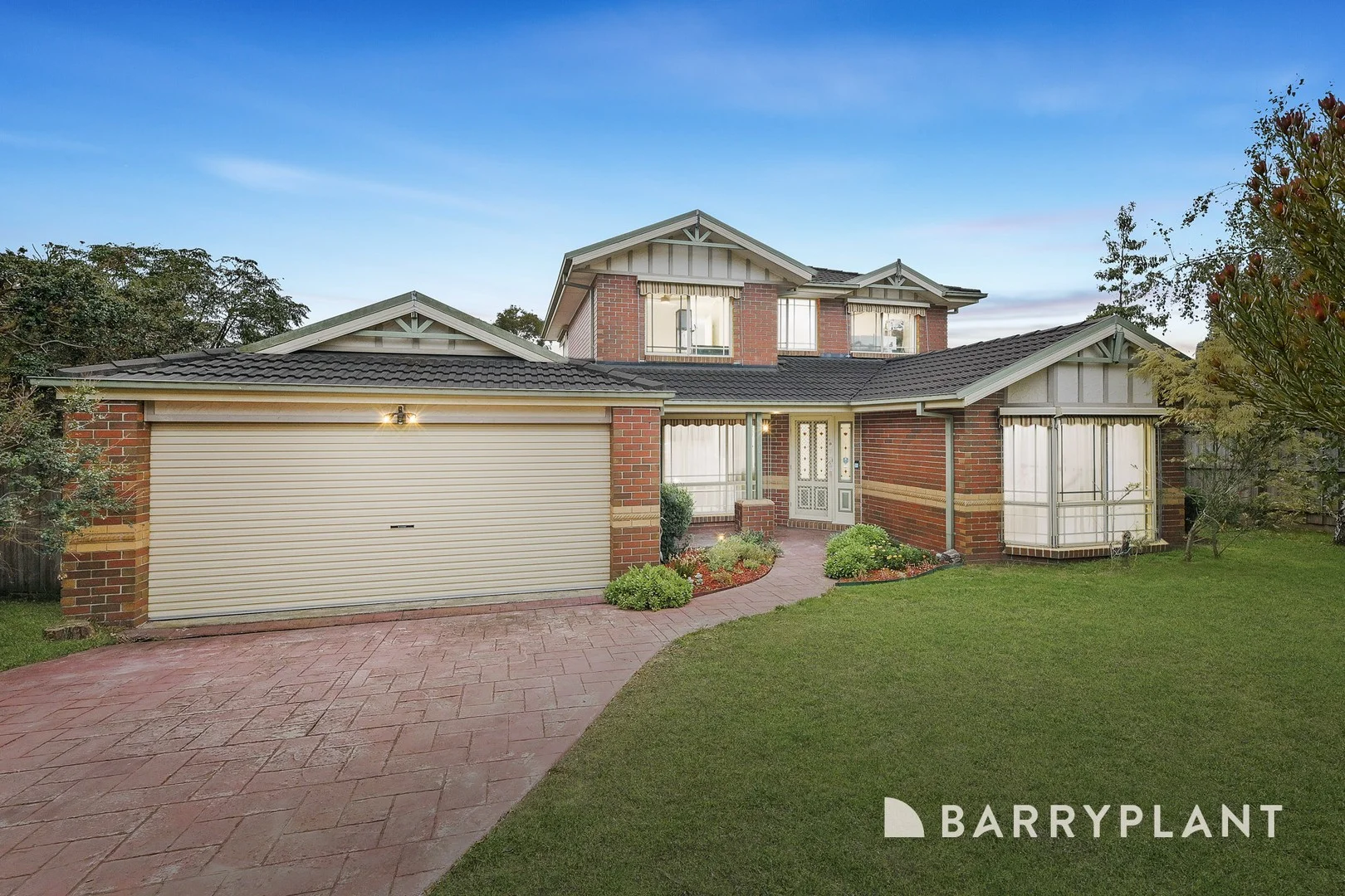 8 Edgbaston Circuit, Berwick VIC 3806