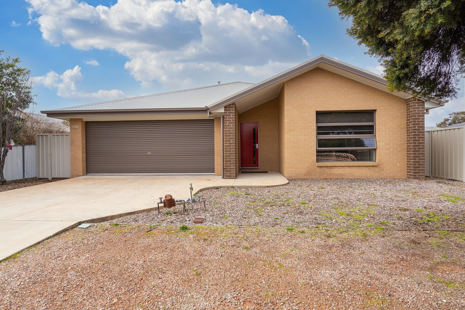 1 & 2/364 Cambourne Street, Lavington NSW 2641, Image 2