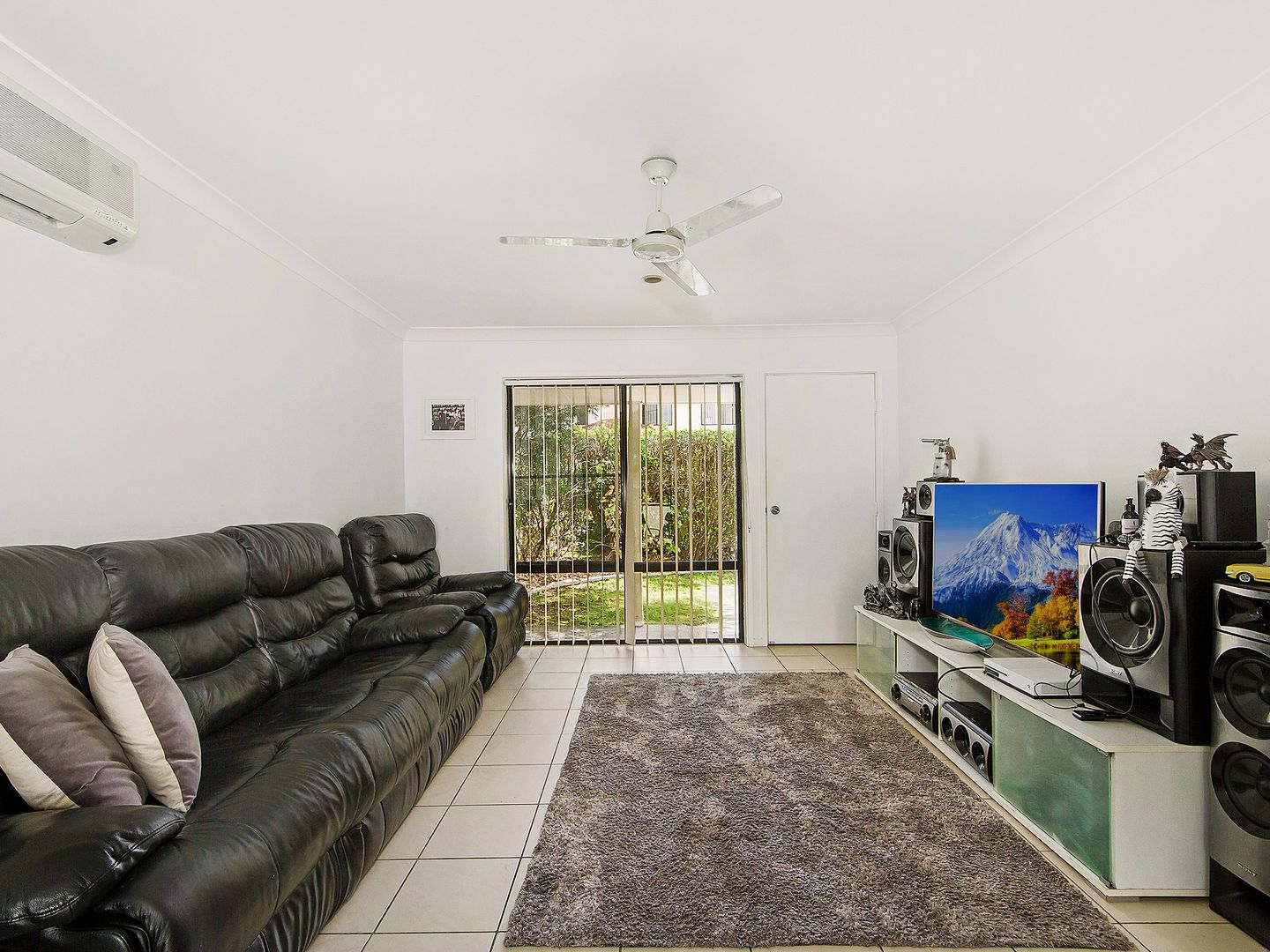 103/1-15 Gentian Drive, Arundel QLD 4214, Image 1