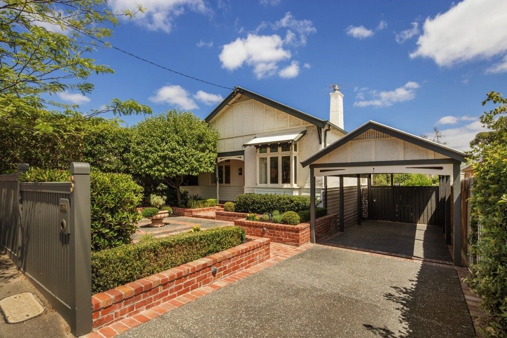 4 bedrooms House in 5 Power Street BALWYN VIC, 3103