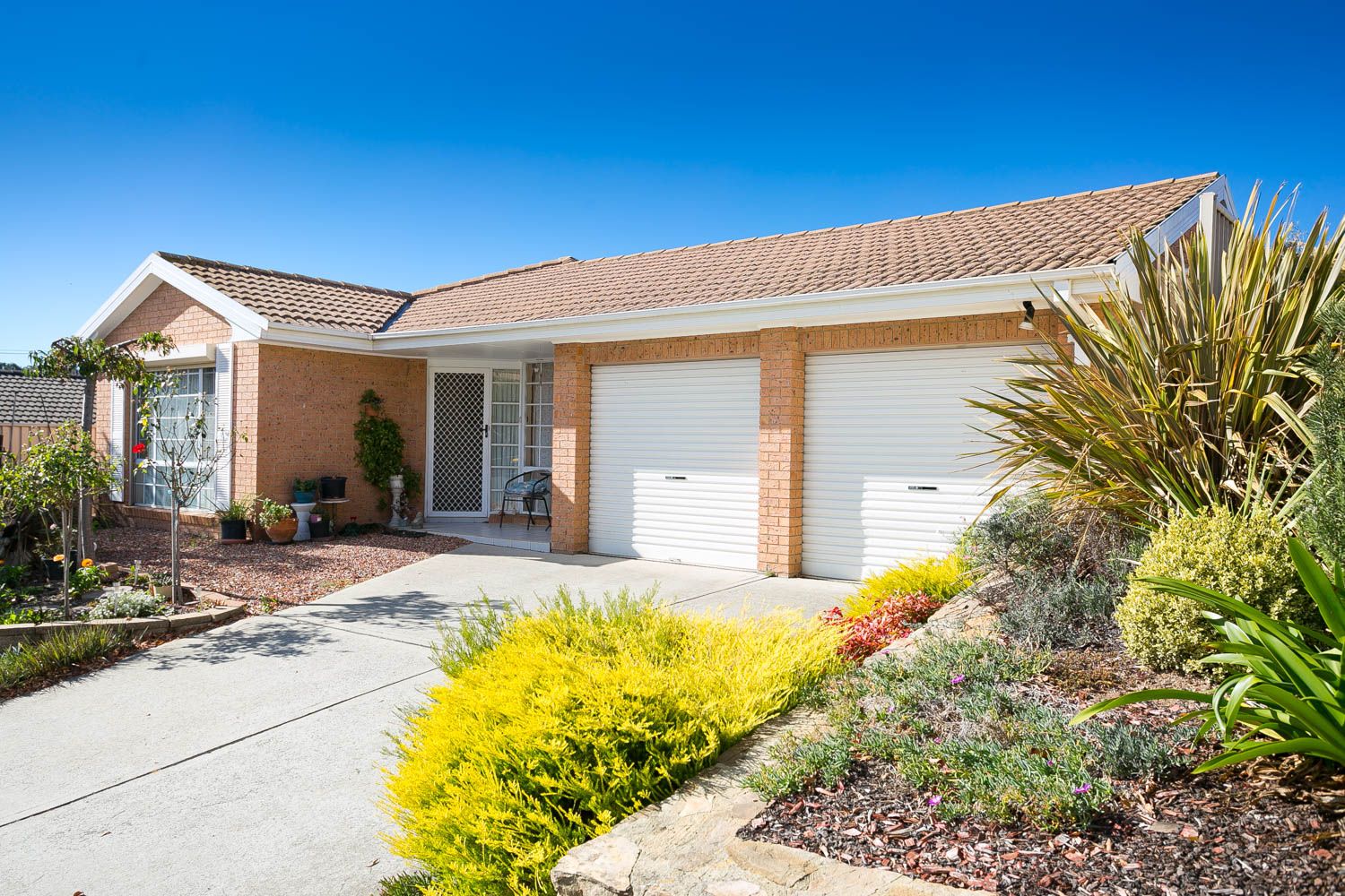 5 Patrick Brick Court, Queanbeyan East NSW 2620, Image 0