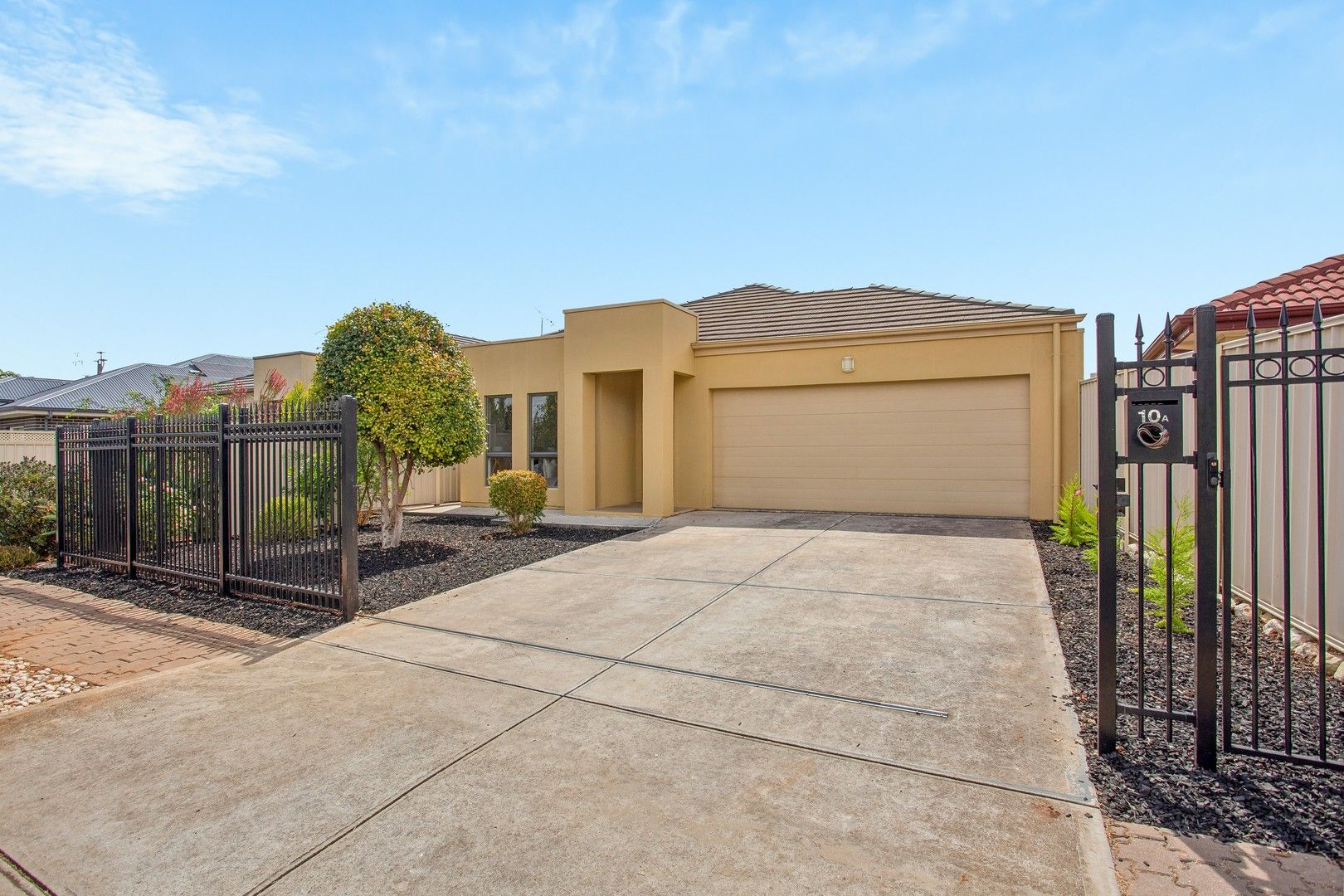 4 bedrooms House in 10A Pellew Street WINDSOR GARDENS SA, 5087
