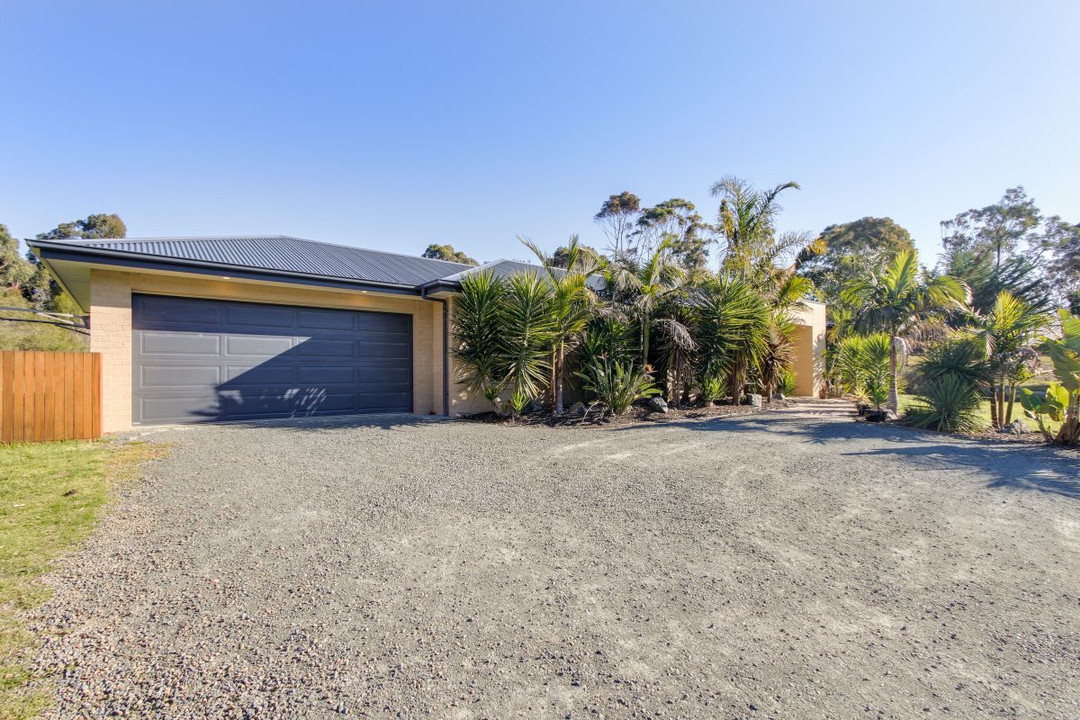 797 Nungurner Road, Metung VIC 3904, Image 2