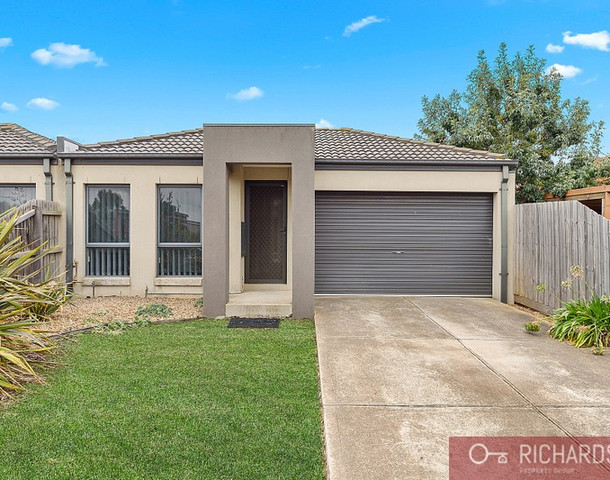 2/12 Woorite Place, Wyndham Vale VIC 3024