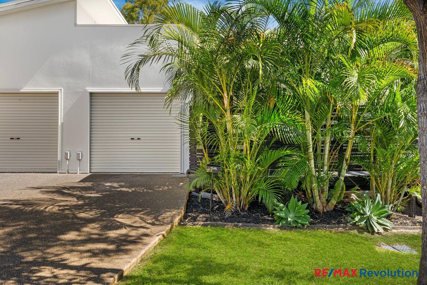 2/1 Carnarvon Crescent, Waterford QLD 4133, Image 0