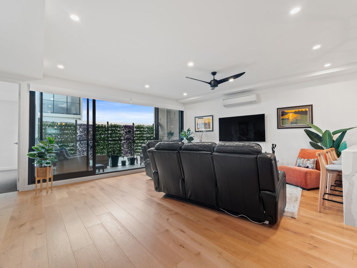 201/1483 Malvern Road, Glen Iris VIC 3146, Image 2