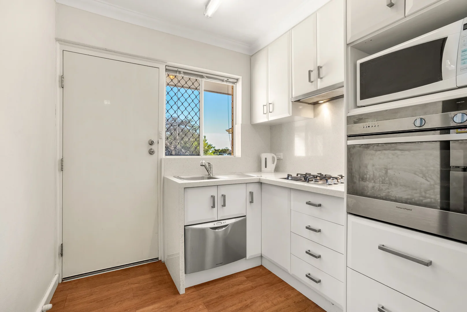 Additional image 8 of 6/9-11 Gloucester Avenue, Shoalwater WA 6169