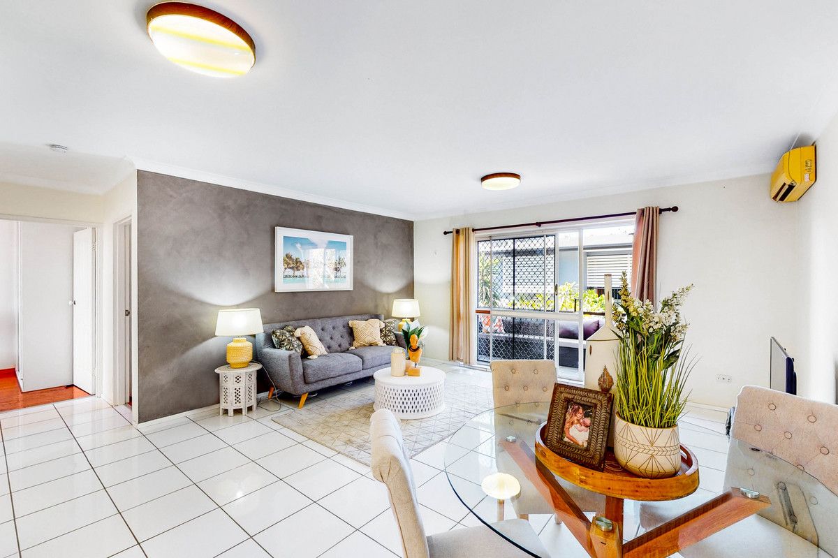 2 bedrooms Apartment / Unit / Flat in 2/10 Rogoona Street MORNINGSIDE QLD, 4170