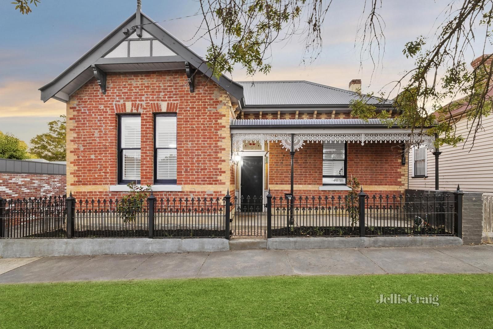 303 Seymour Street, Soldiers Hill VIC 3350, Image 0