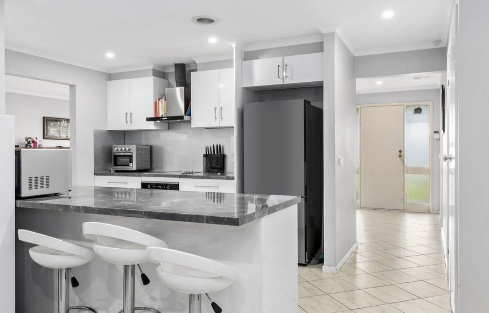 3 bedrooms House in 4 Beretta Court CORIO VIC, 3214