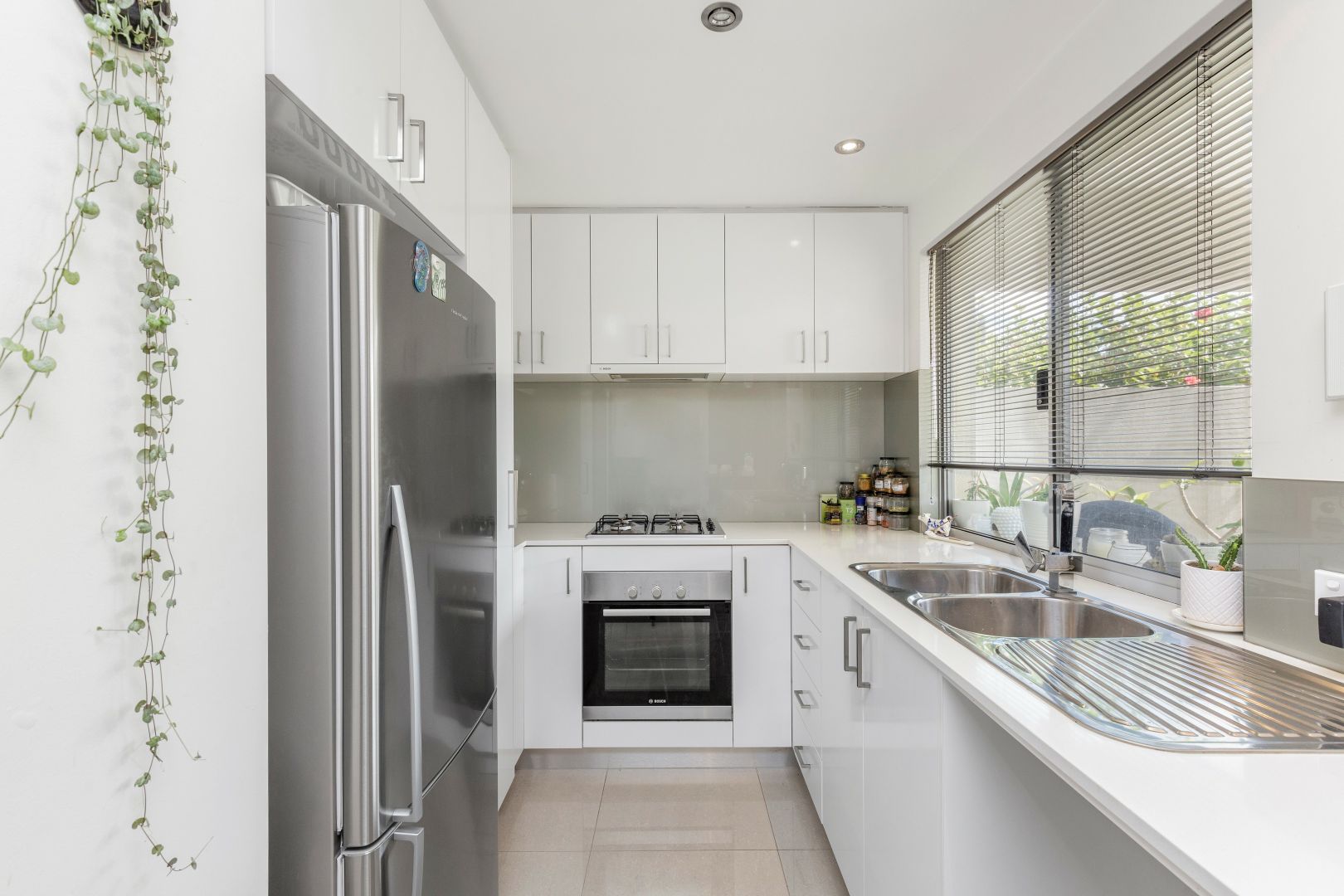 2/15 Hertha Road, Innaloo WA 6018, Image 2