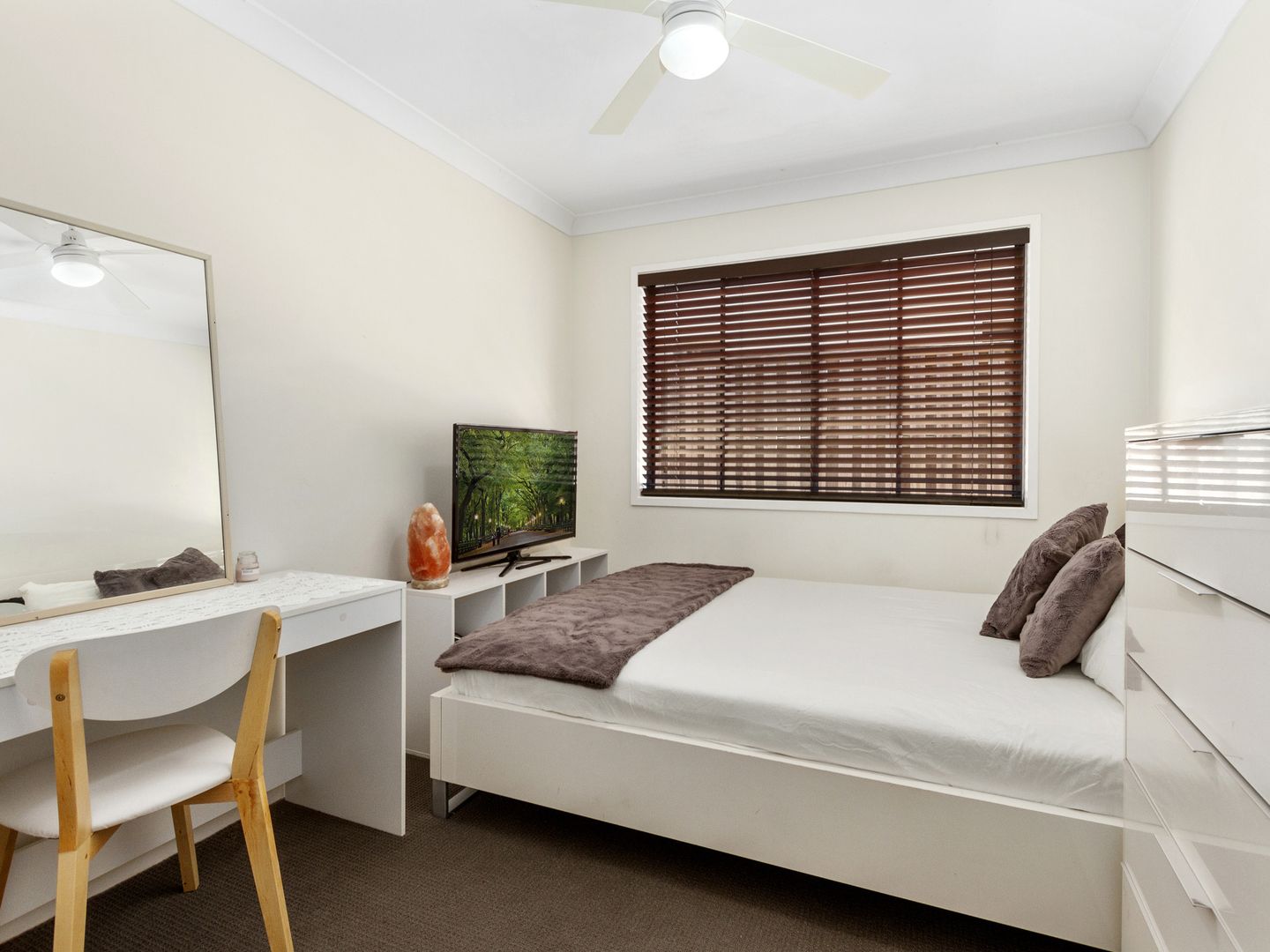 49/24 Amsonia Court, Arundel QLD 4214, Image 1