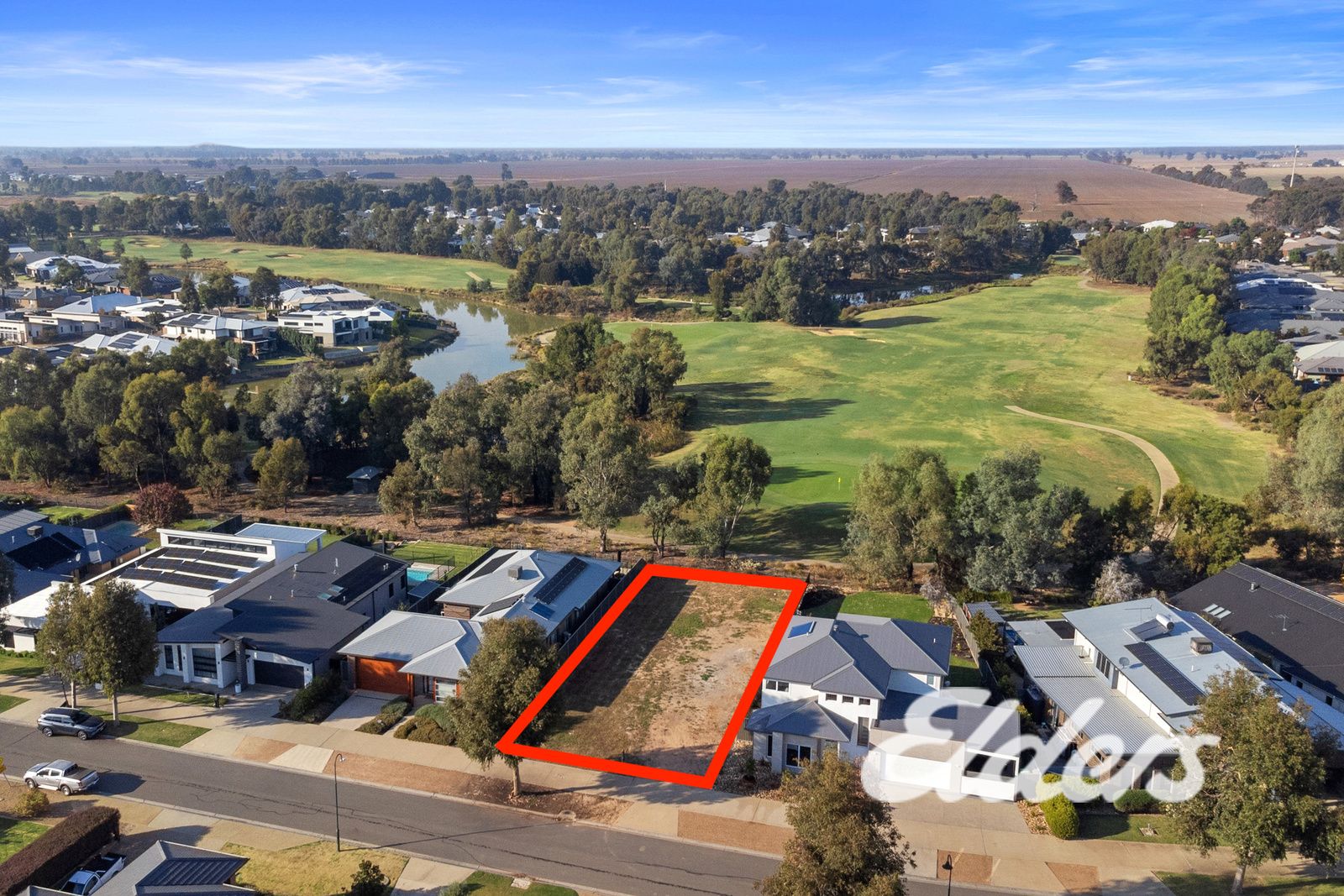 112 Robinson Way, Yarrawonga VIC 3730, Image 2