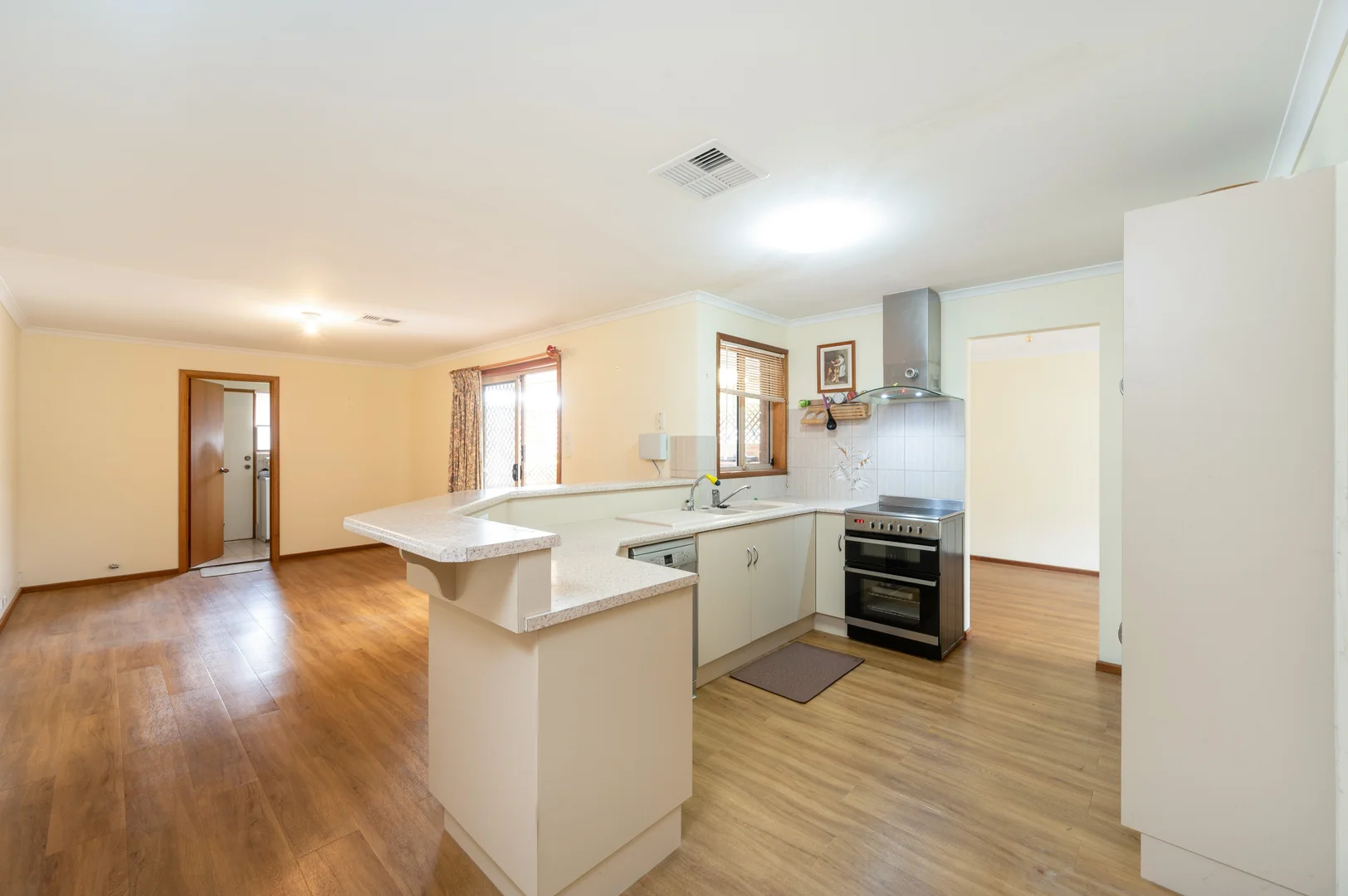 Additional image 2 of 5 Cowan Ave, McCracken SA 5211