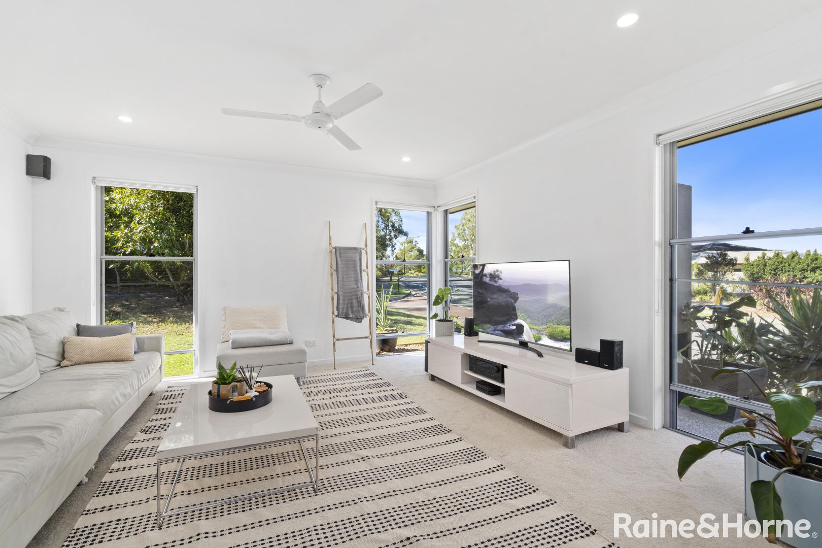 202 Hardwood Drive, Mount Cotton QLD 4165, Image 2