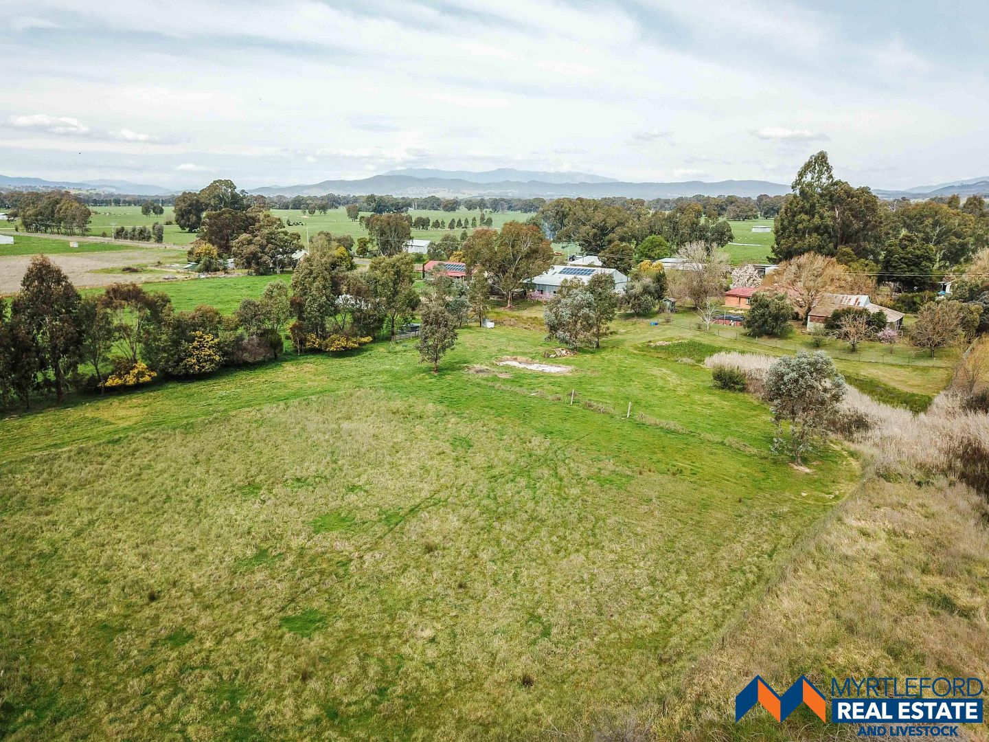 85 Whorouly Road, Whorouly VIC 3735, Image 2