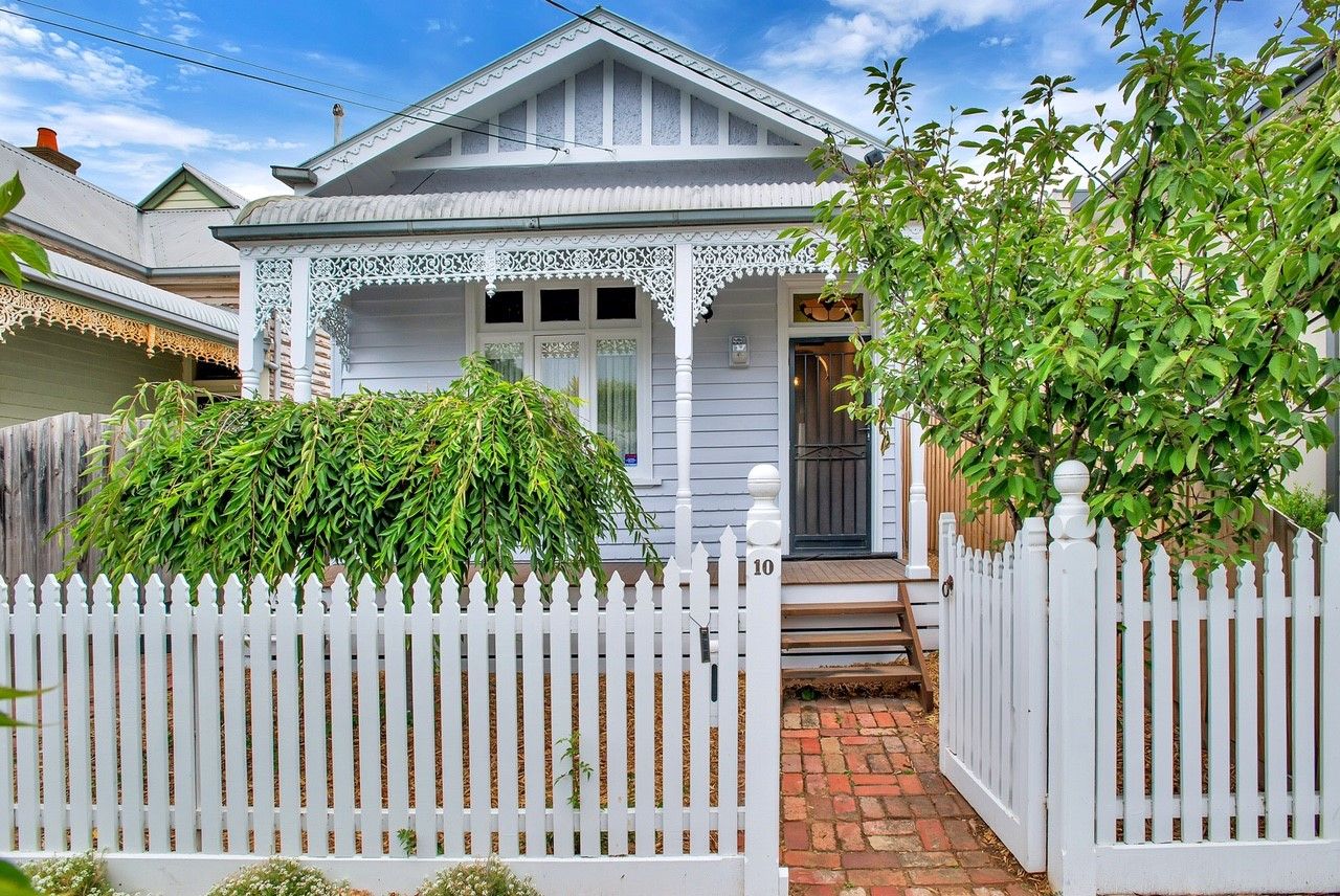 3 bedrooms House in 10 Walter Street ASCOT VALE VIC, 3032