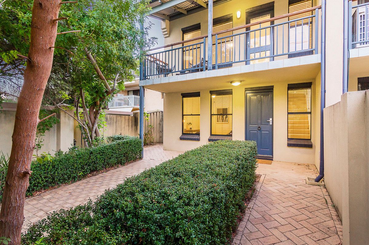 7/131 Fairway, Crawley WA 6009, Image 0