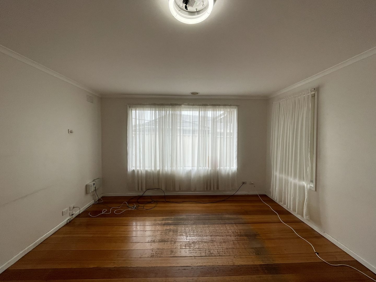 12 Hall Road, Gladstone Park VIC 3043 - House For Rent - $480 | Domain