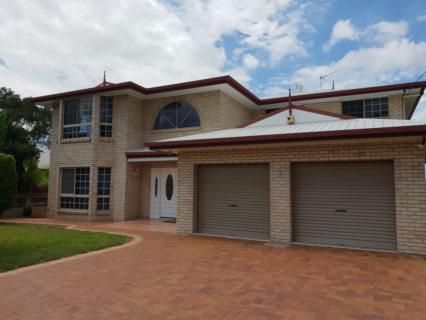 5-7 Piper Street, West Gladstone QLD 4680, Image 2