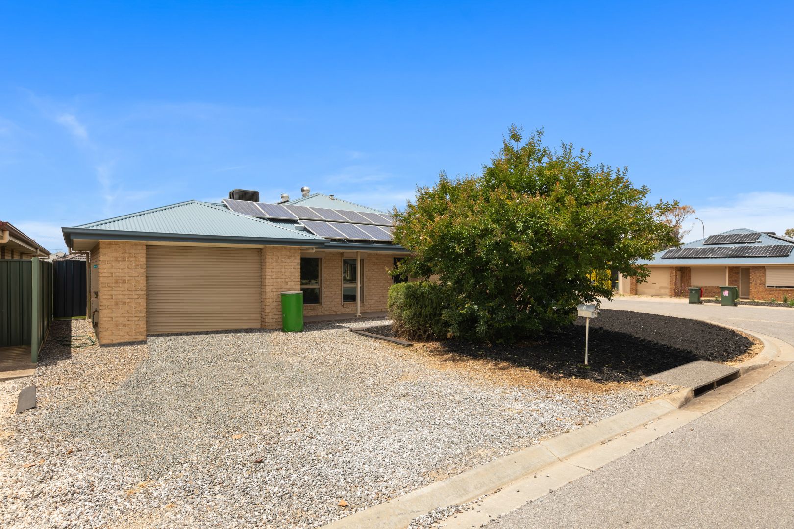 2 Tangarine Court, Munno Para West SA 5115, Image 2