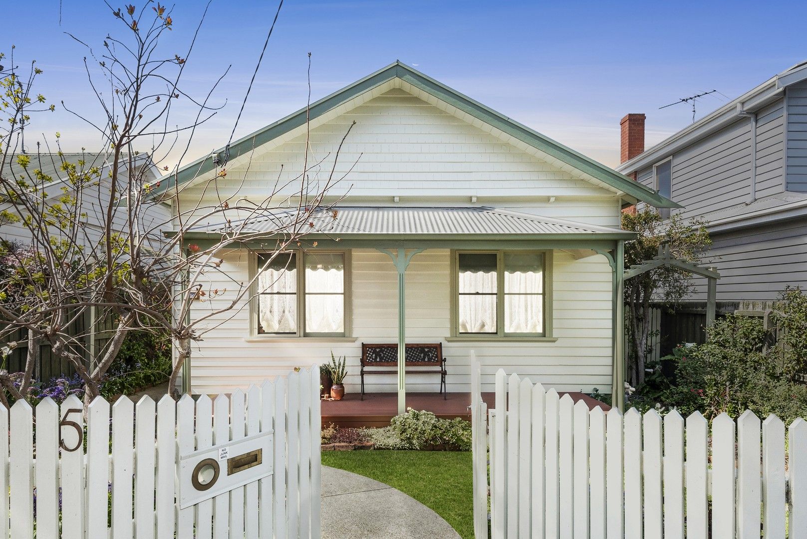 2 bedrooms House in 5 Elizabeth Street BELMONT VIC, 3216