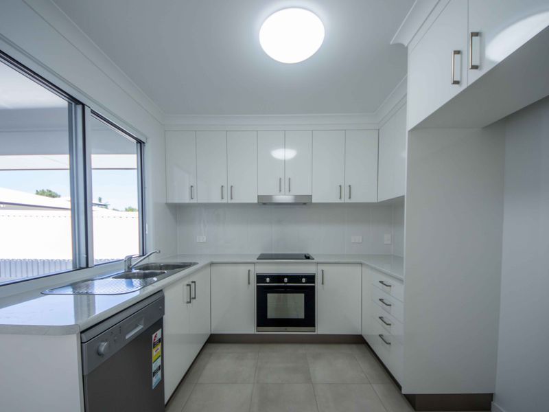 7/36 Takalvan Street, Svensson Heights QLD 4670, Image 1