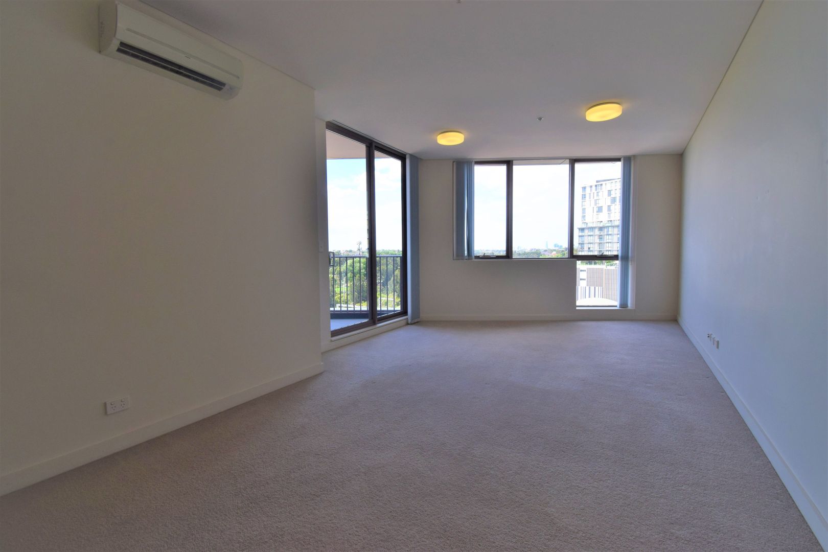 502/2 Discovery Point Place, Wolli Creek NSW 2205, Image 1