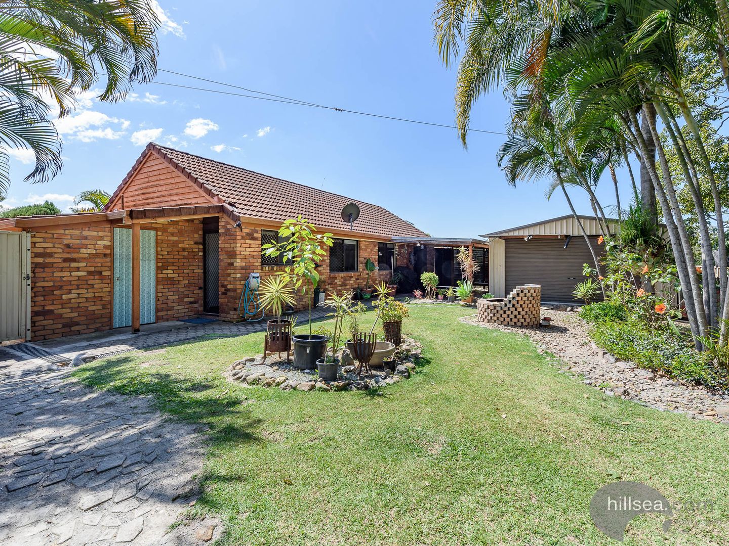 4 Brookton Court, Helensvale QLD 4212