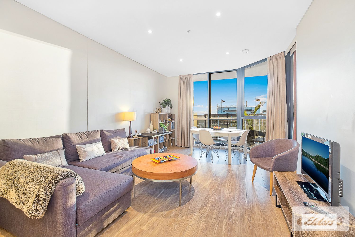 2 bedrooms Apartment / Unit / Flat in 806G/4 Devlin Street RYDE NSW, 2112
