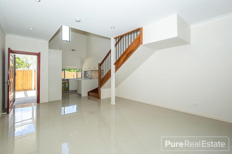 2 bedrooms Townhouse in 4/11 Blackburn Lane MOOROOKA QLD, 4105