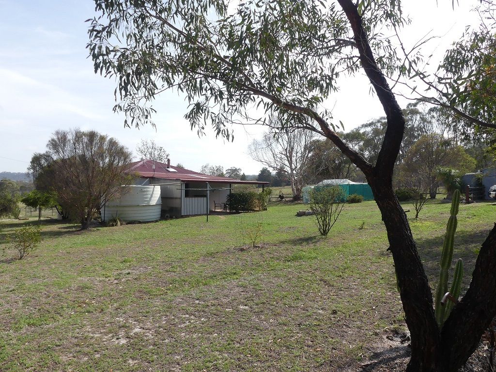 409 Whiskey Gully Rd, Severnlea QLD 4380, Image 2
