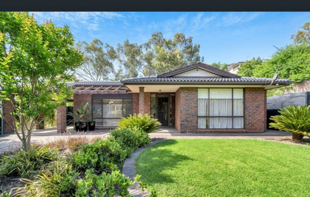 110 Brougham Drive, Valley View SA 5093