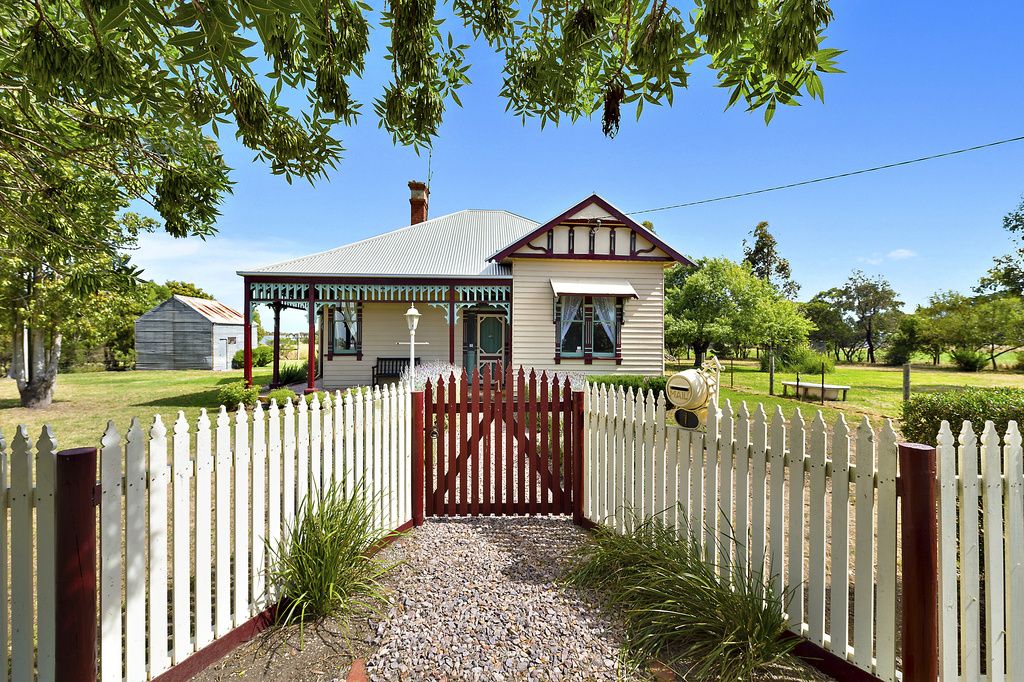 1 Mowat Street, Cressy VIC 3322, Image 1