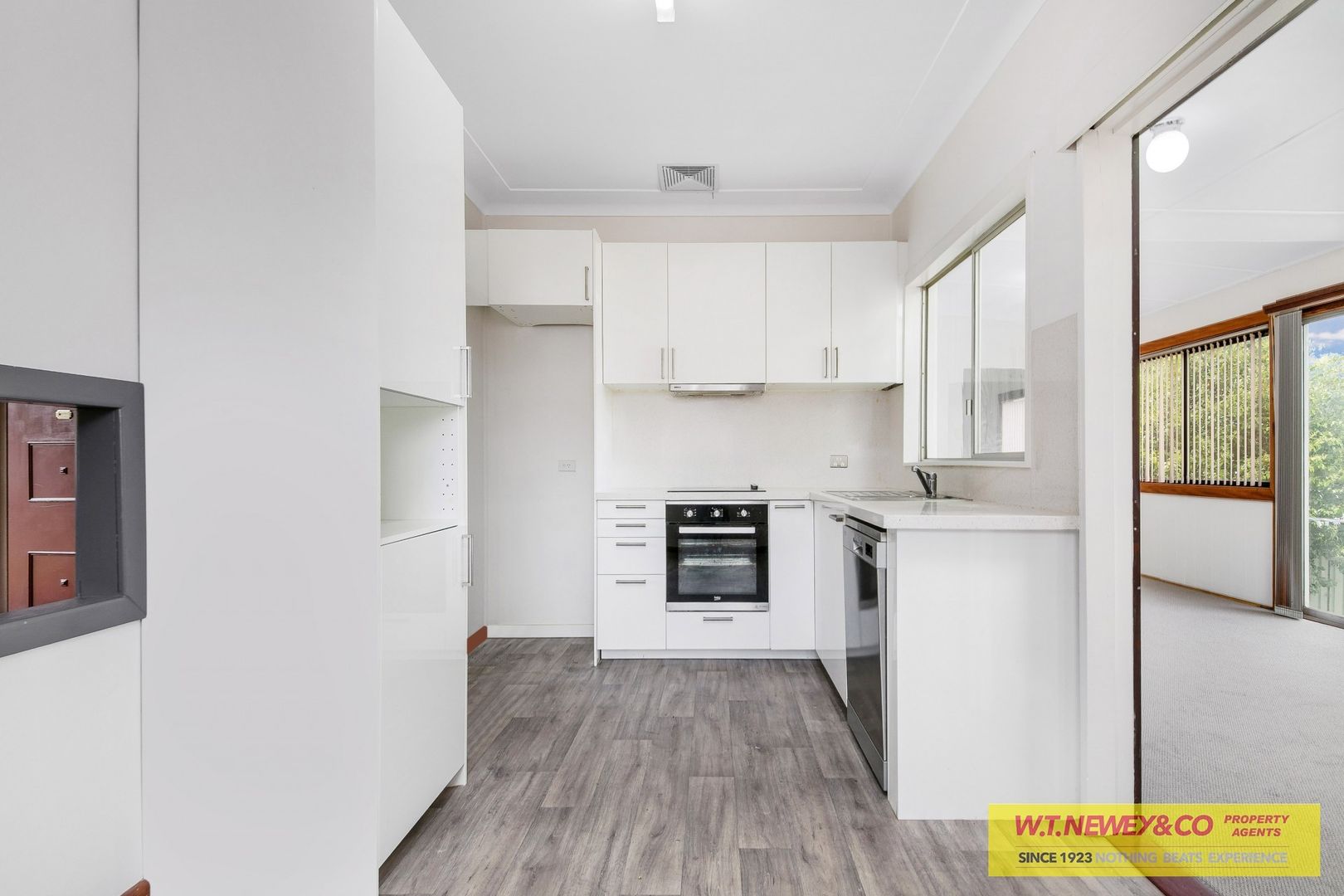 59 Sandakan Road, Revesby Heights NSW 2212, Image 2