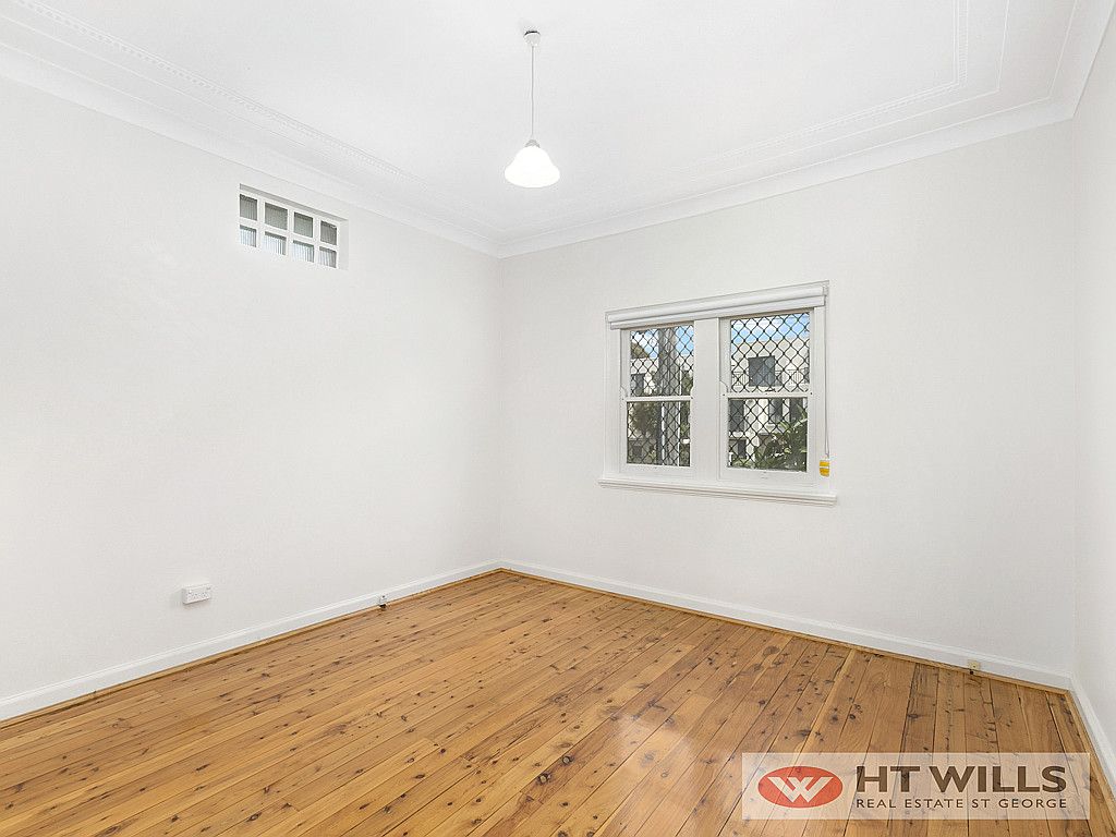 14a Blakesley Road, Carlton NSW 2218, Image 1