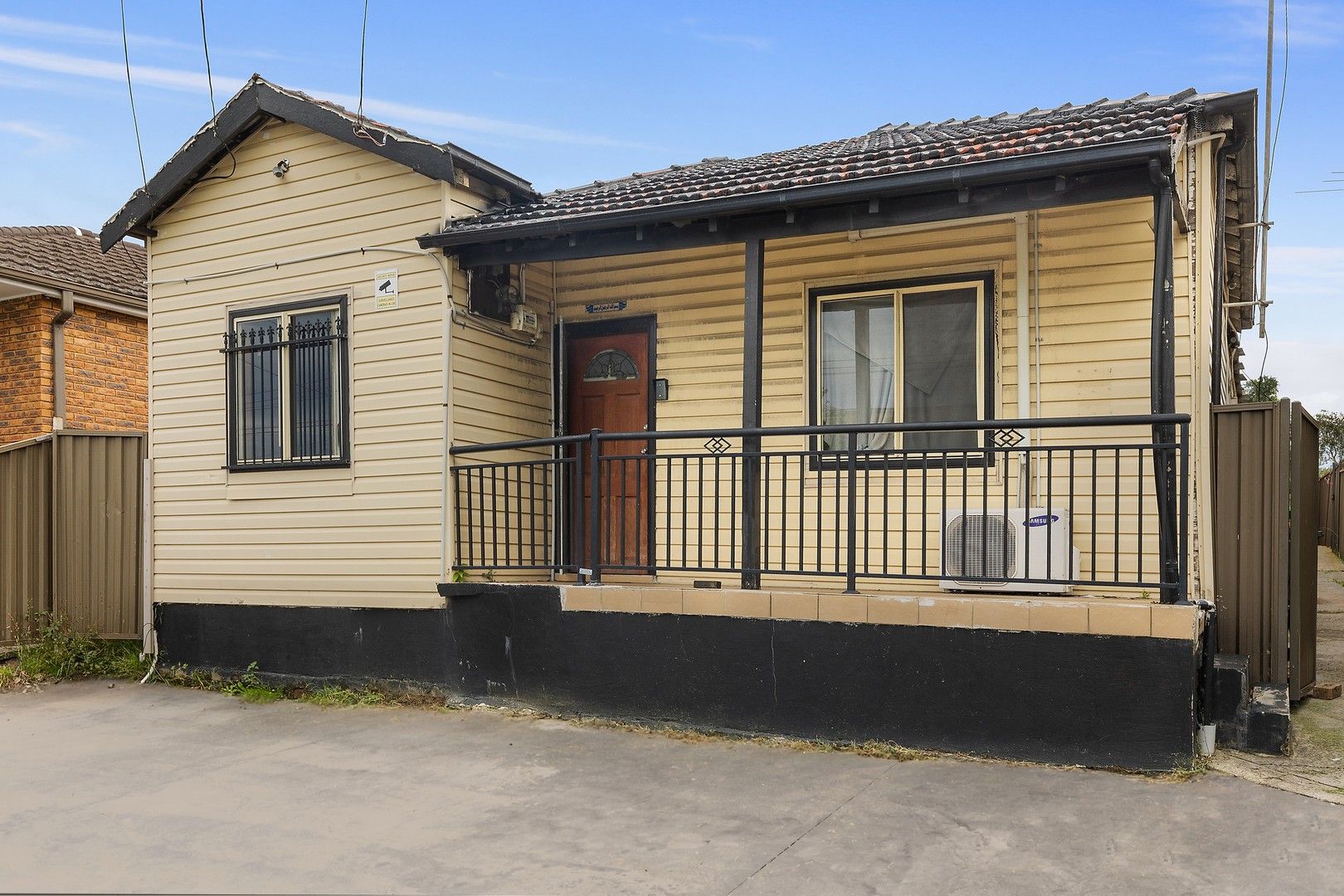 4 bedrooms House in 189 Park Road AUBURN NSW, 2144