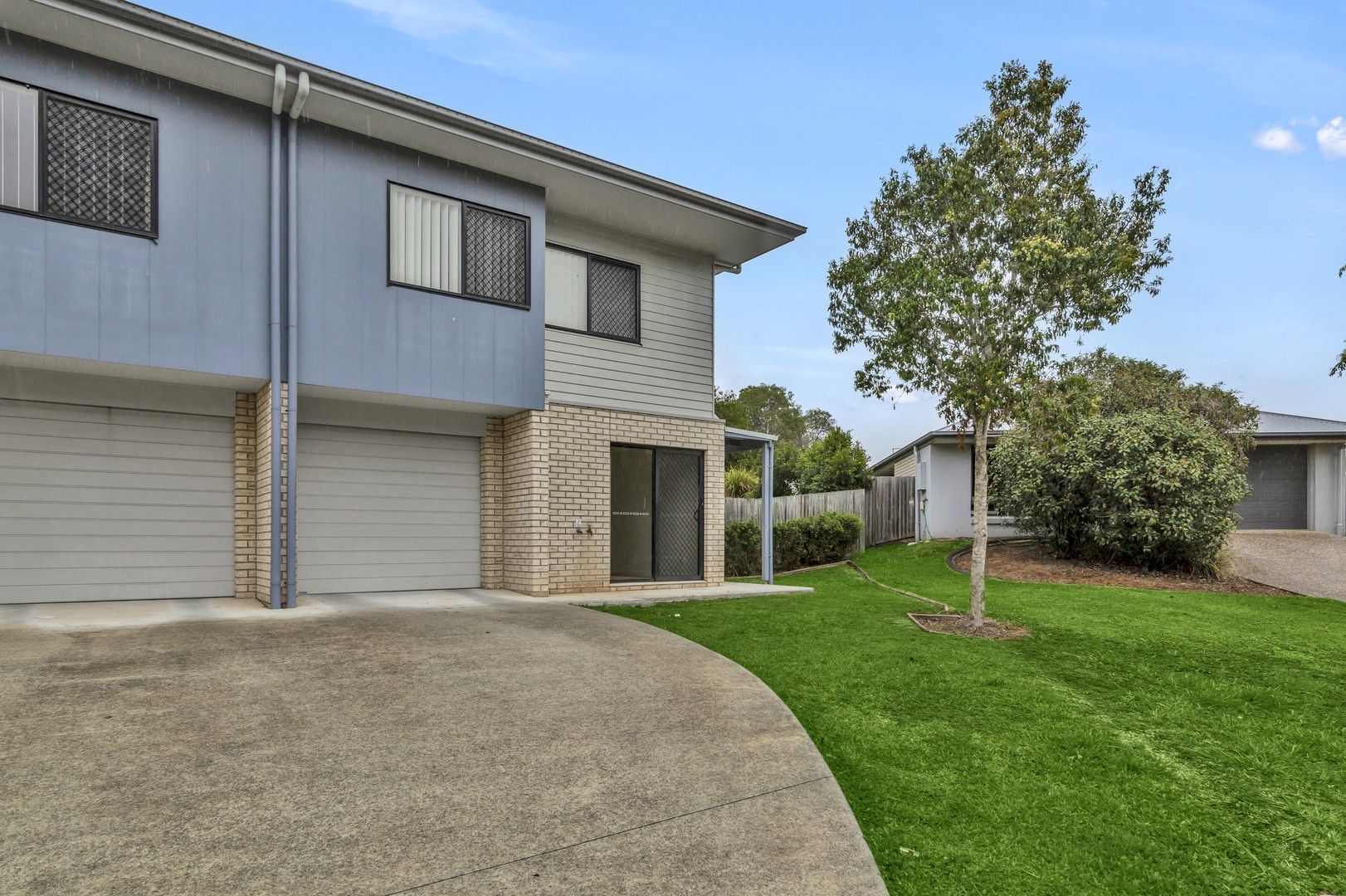 3 bedrooms House in 1/11 Chrome Drive PIMPAMA QLD, 4209