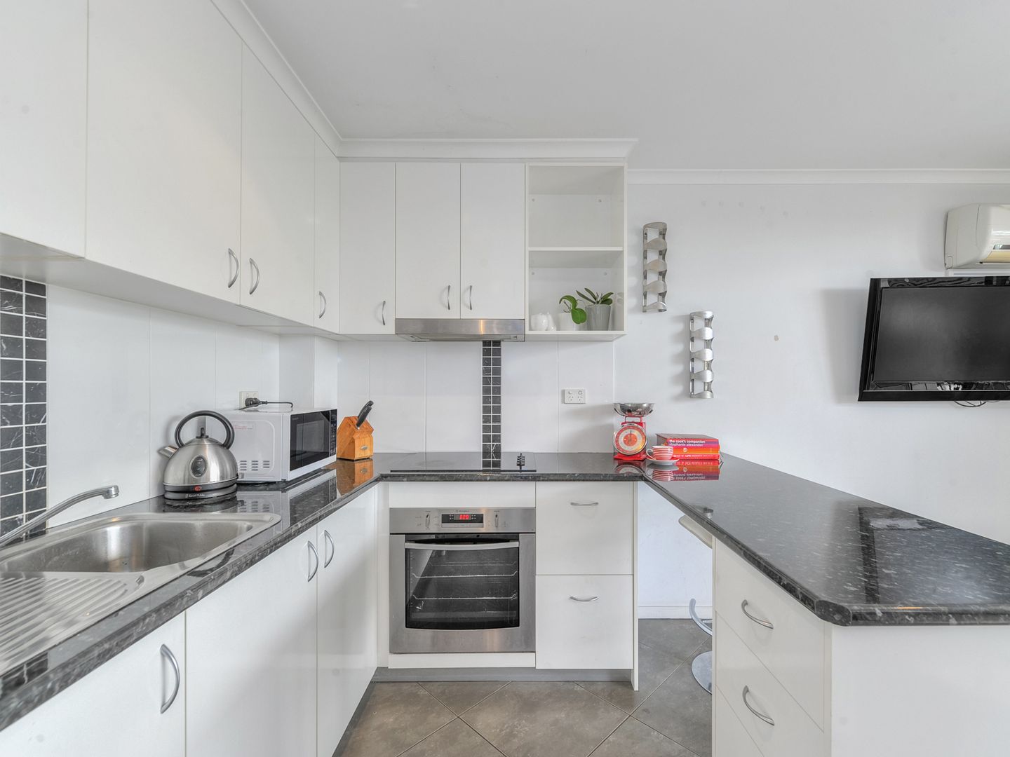 17/694 Brunswick Street, New Farm QLD 4005, Image 1