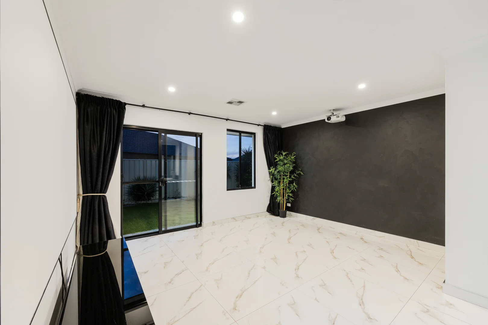 Additional image 14 of 5 Beacon Cove, Dudley Park WA 6210