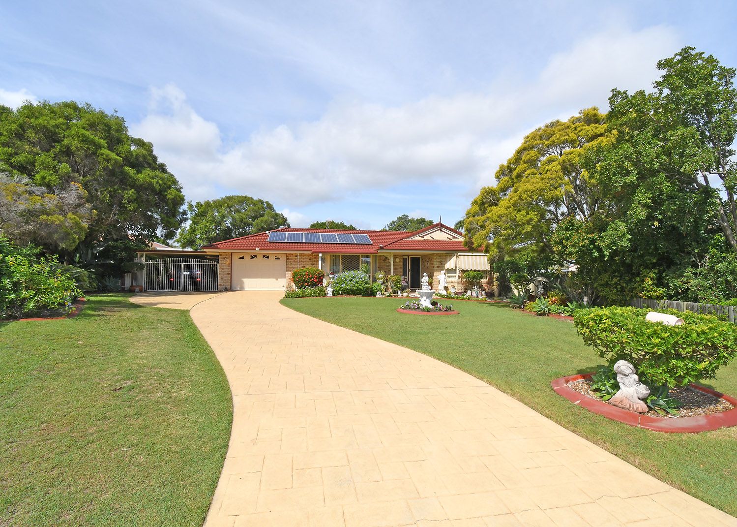 8 Trevnielsen Court, Torquay QLD 4655, Image 0