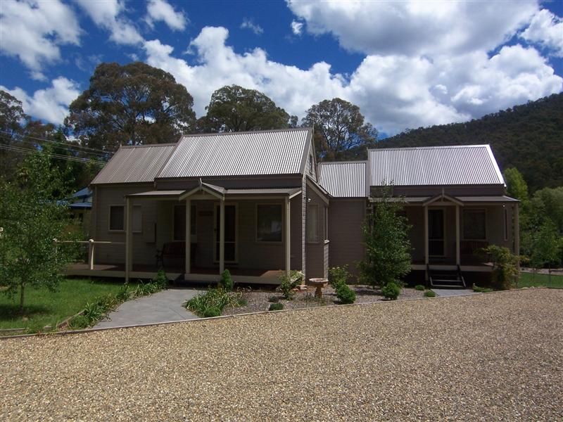 242 Great Alpine Road, Harrietville VIC 3741, Image 0